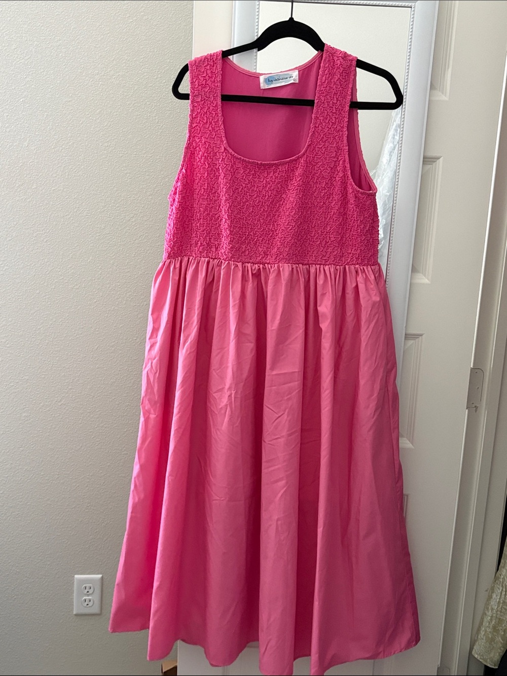 Women’s Pink Sleeveless Smocked Bodice Dress